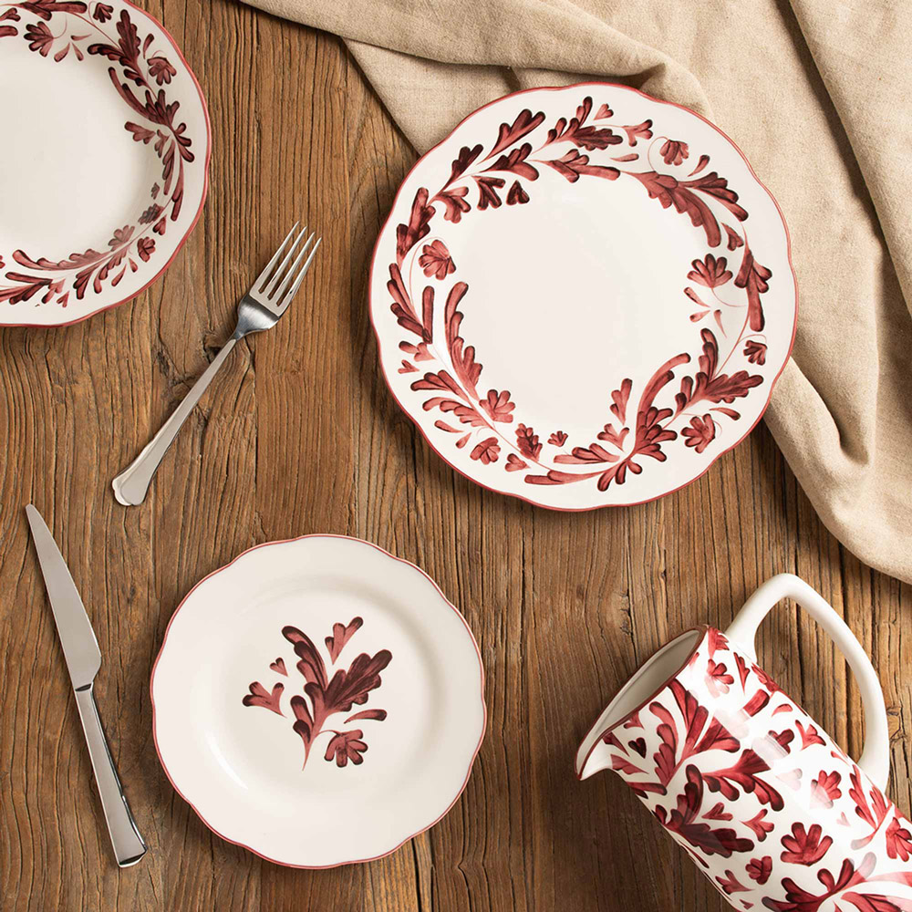 Vaisselle collection Romane rouge automne hiver 2026